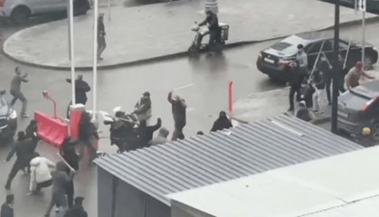 外媒:莫斯科街头发生大规模斗殴,80多人被带往警察局接受调查