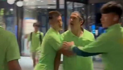 张玉宁发文致歉：为赛后不冷静不得体的行为郑重道歉