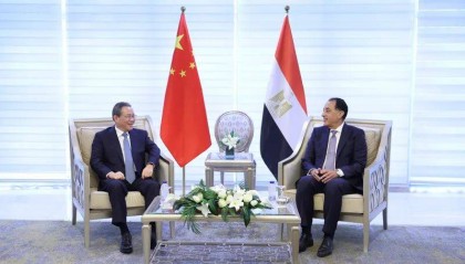 李强同埃及总理马德布利会谈