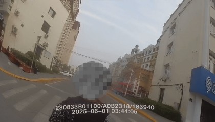 “马虎”夫妻家钥匙插门上忘拔,次日发现钱包竟“蒸发”了