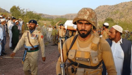 一周互袭两次 巴阿陷入“硬碰硬”恶性循环