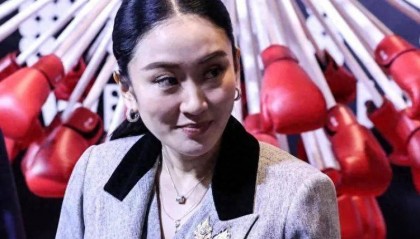 4比2,泰国最新民调出炉,佩通坦想官复原职,中方说了句公道话