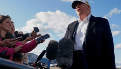 骑虎难下!美国人突然发现,费了七八年的时间,中国仍旧势不可挡