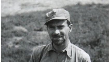 王立华:为什么毛泽东率领的红军不可征服?斯诺的观察说明了一切