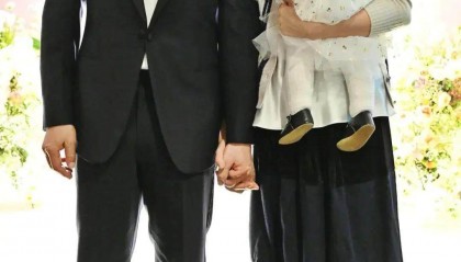 李亚鹏为何不拍戏还债？妻子回应：他有自己的人生目标