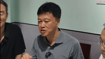 重庆荣昌区委书记自费下馆子元引热议 小店老板：书记打卡后生意翻倍！