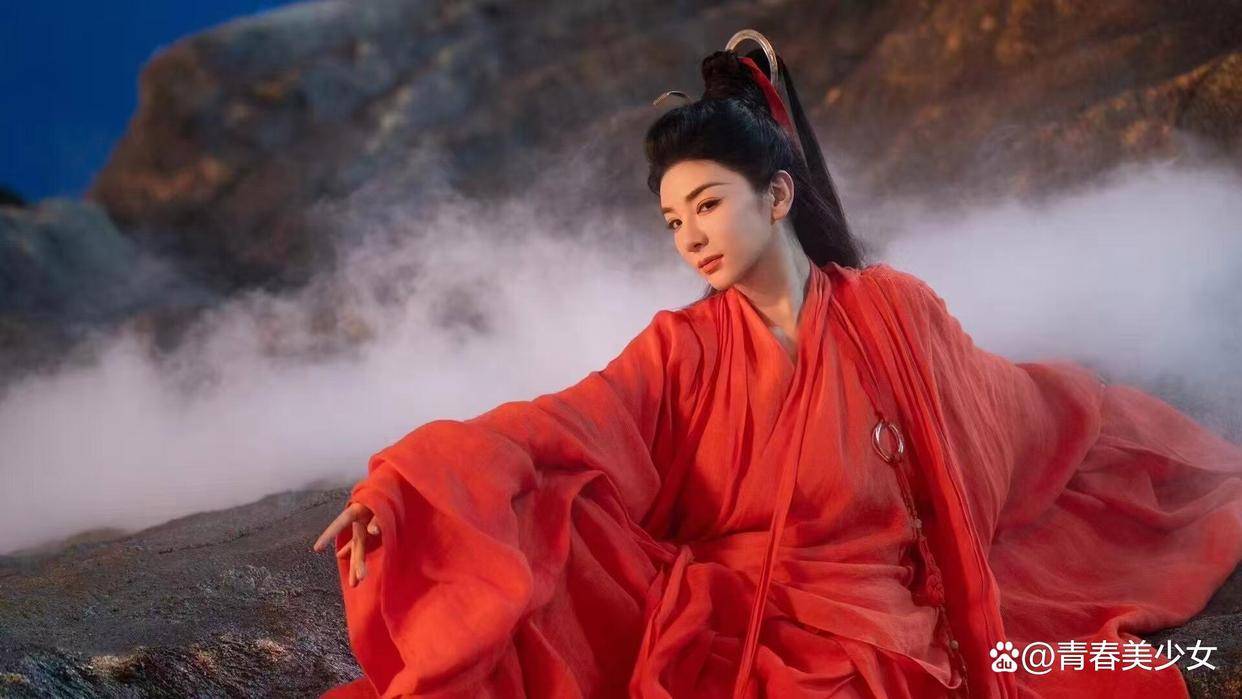 考古|黄奕为护女怒怼网友，曾被霍思燕点名炮轰，近年靠综艺翻红的童年女神再引争议？