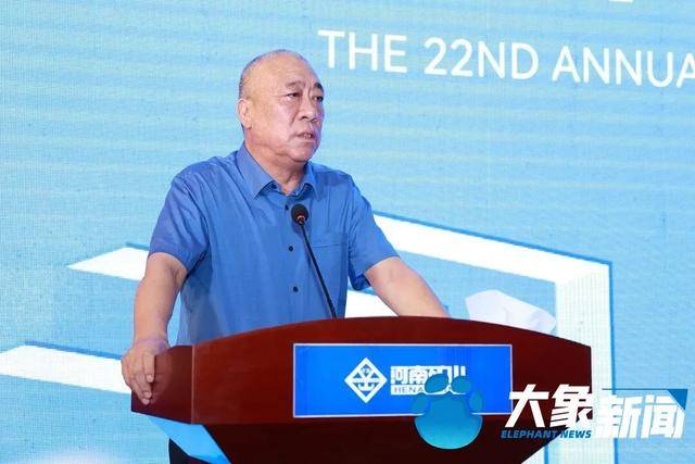 全网最爱发钱的河南老板崔培军：近七成利润分给员工，去年发了1.7亿元