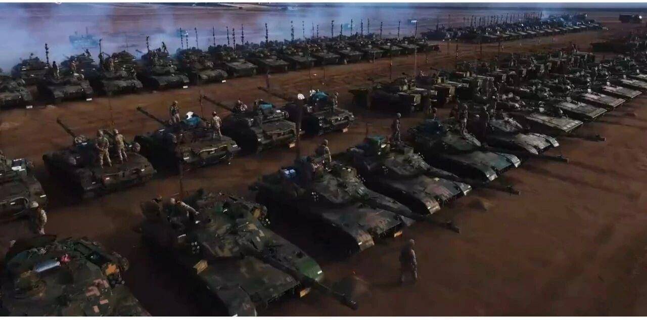 大场面!机器狗、无人机开路,实兵对抗演练画面公布