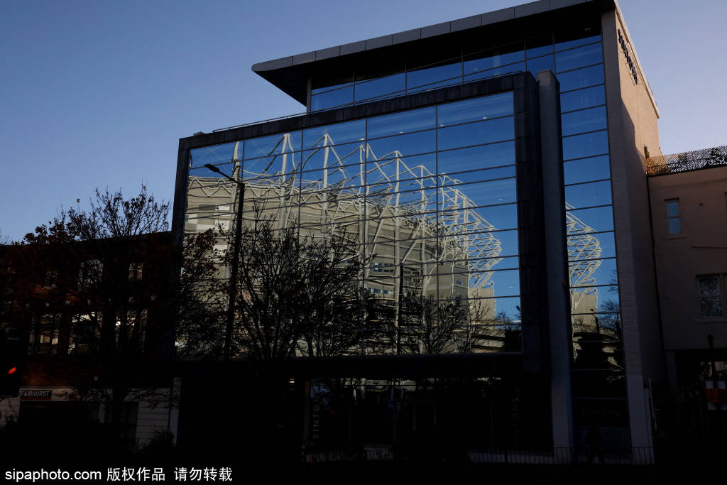 重磅!阿森纳赢下布拉格斯拉维亚,前四轮背后藏着怎样的逆袭战略?