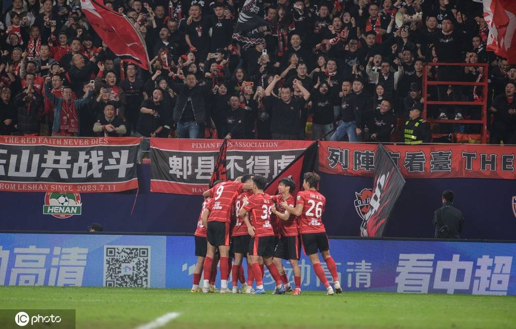 2大错判!足协评议:成都蓉城进球被误吹+漏判点球