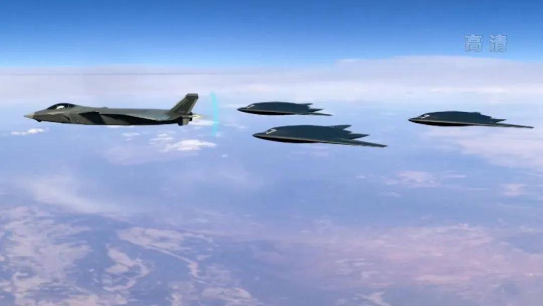代号“玄龙”!攻击-11官宣服役,与歼-20、歼-16编队飞行