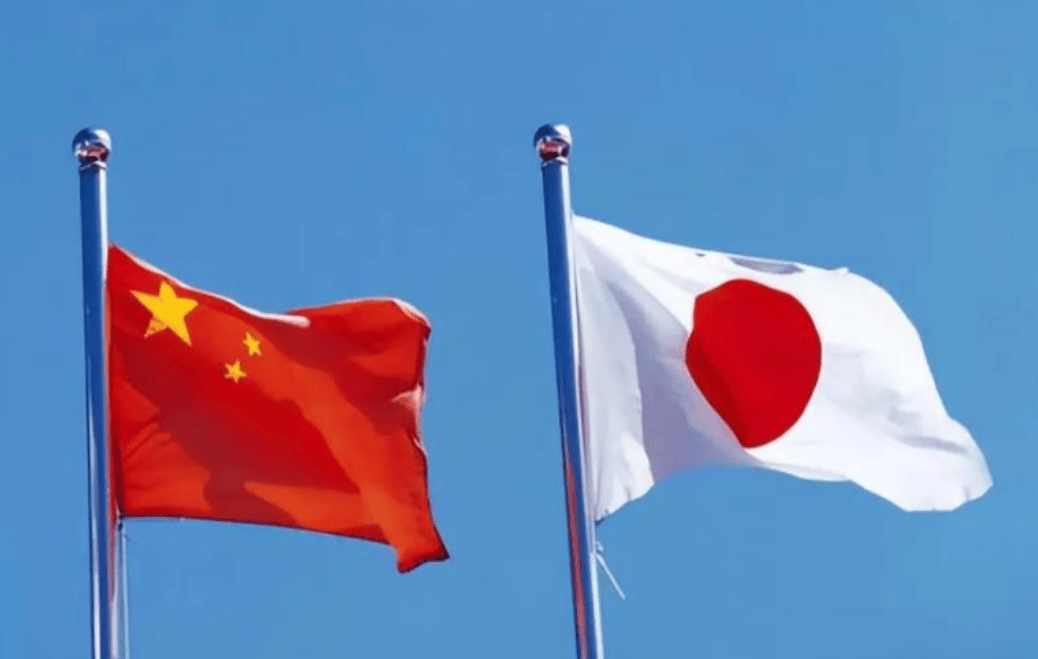 接到美国电话后,高市早苗改口,称同台湾不保持正式外交关系,但话里暗藏猫腻