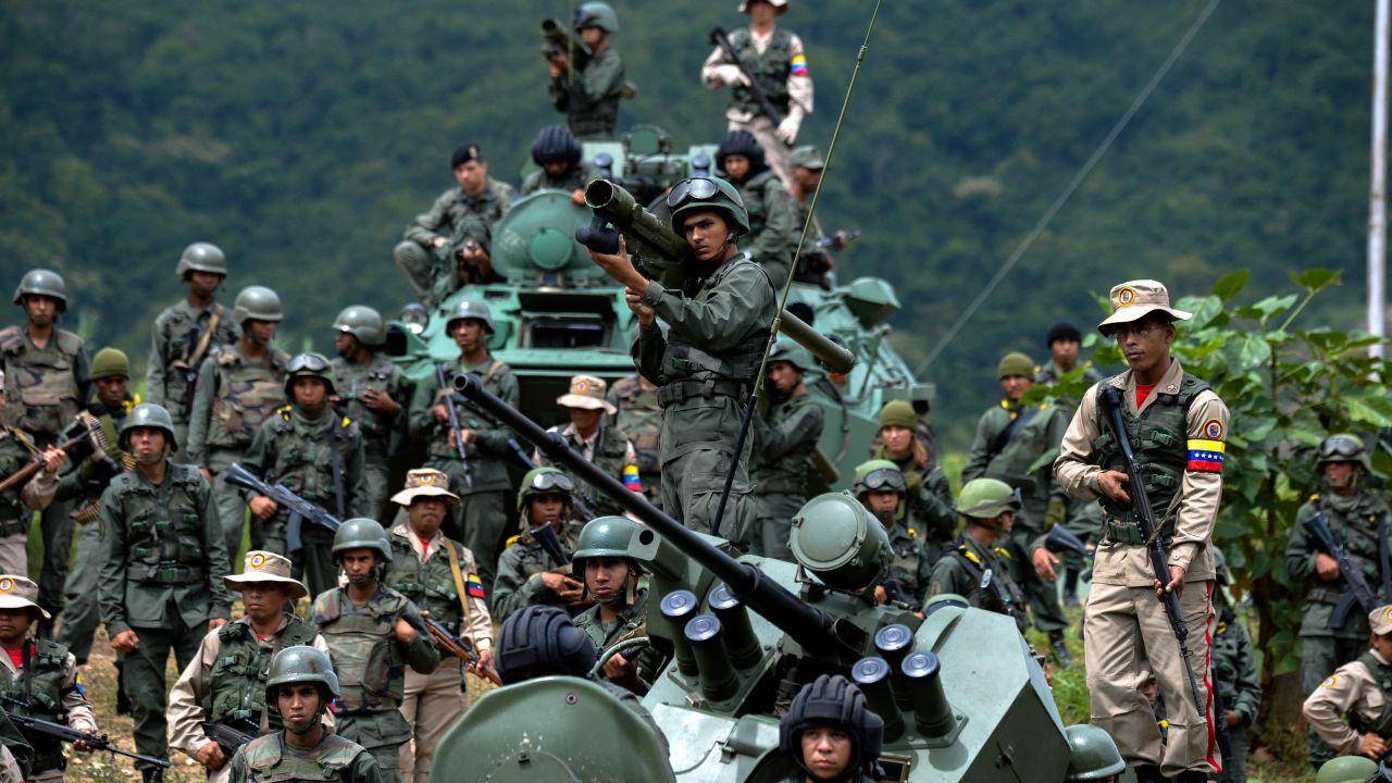 古巴雇佣兵遭遇美军特种兵：死战到底打光最后一人，32人集体阵亡