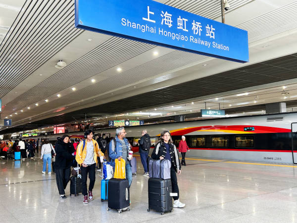 将赶超美国成全球第一:当美国失去游客,中国接住了世界